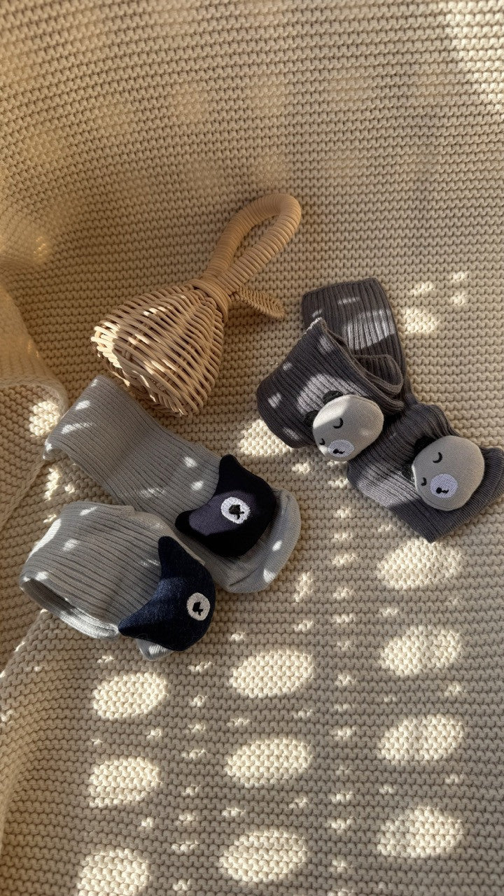 Gri Peluş 3d Oyuncaklı Eğlenceli Bebek Çorabı