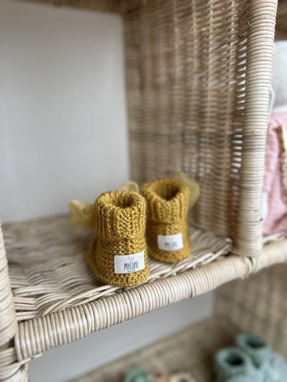 Handmade Tül Fiyonk Detaylı Yeşil Kız Bebek Patik