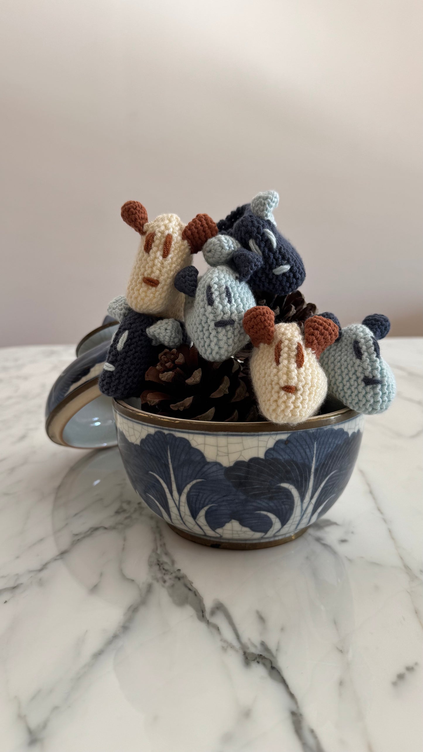Mavi Handmade Kulak Figürlü Bebek Patiği