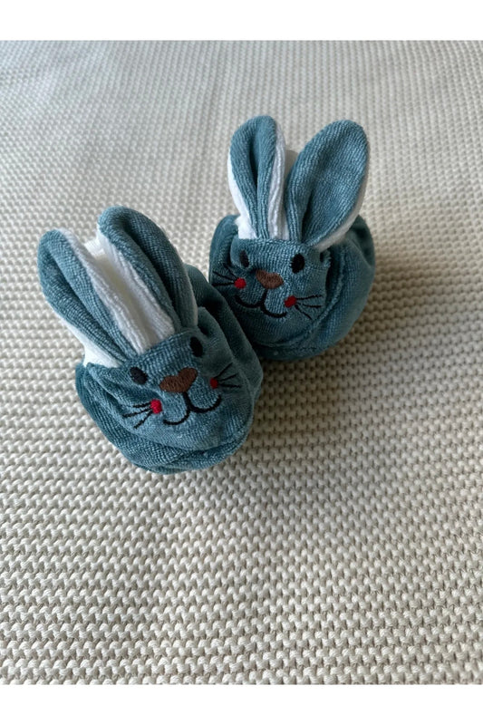 Petrol Mavisi Tavşanlı Kaymaz Tabanlı Kadife Bebek Patiği