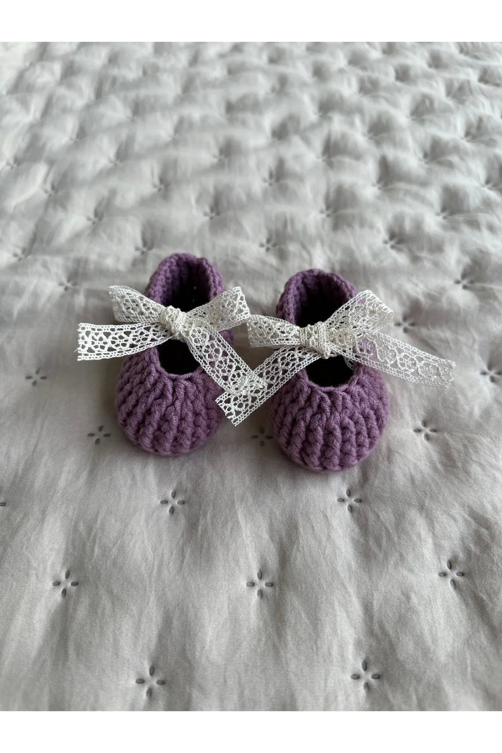 Mor Handmade Güpür Bağcıklı Yenidoğan Kız Bebek Babet