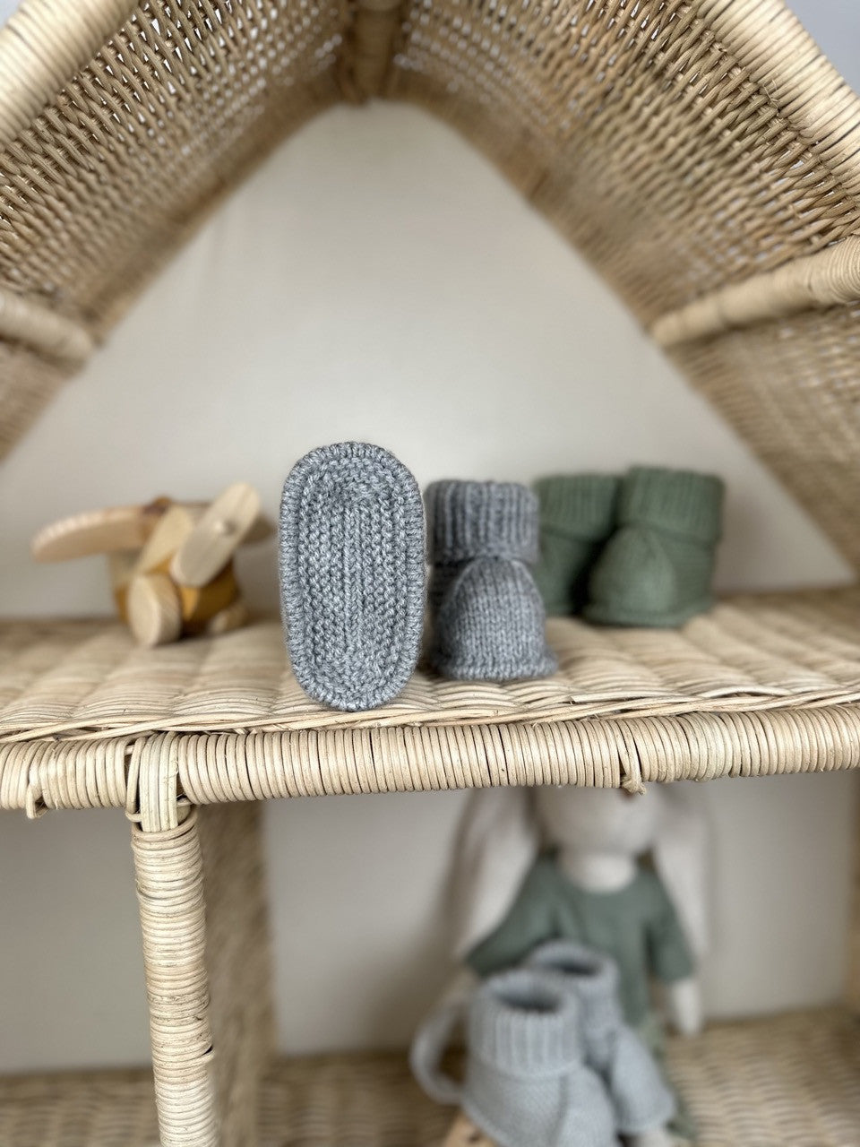Gri Handmade Katlama Detaylı Örgü Patik
