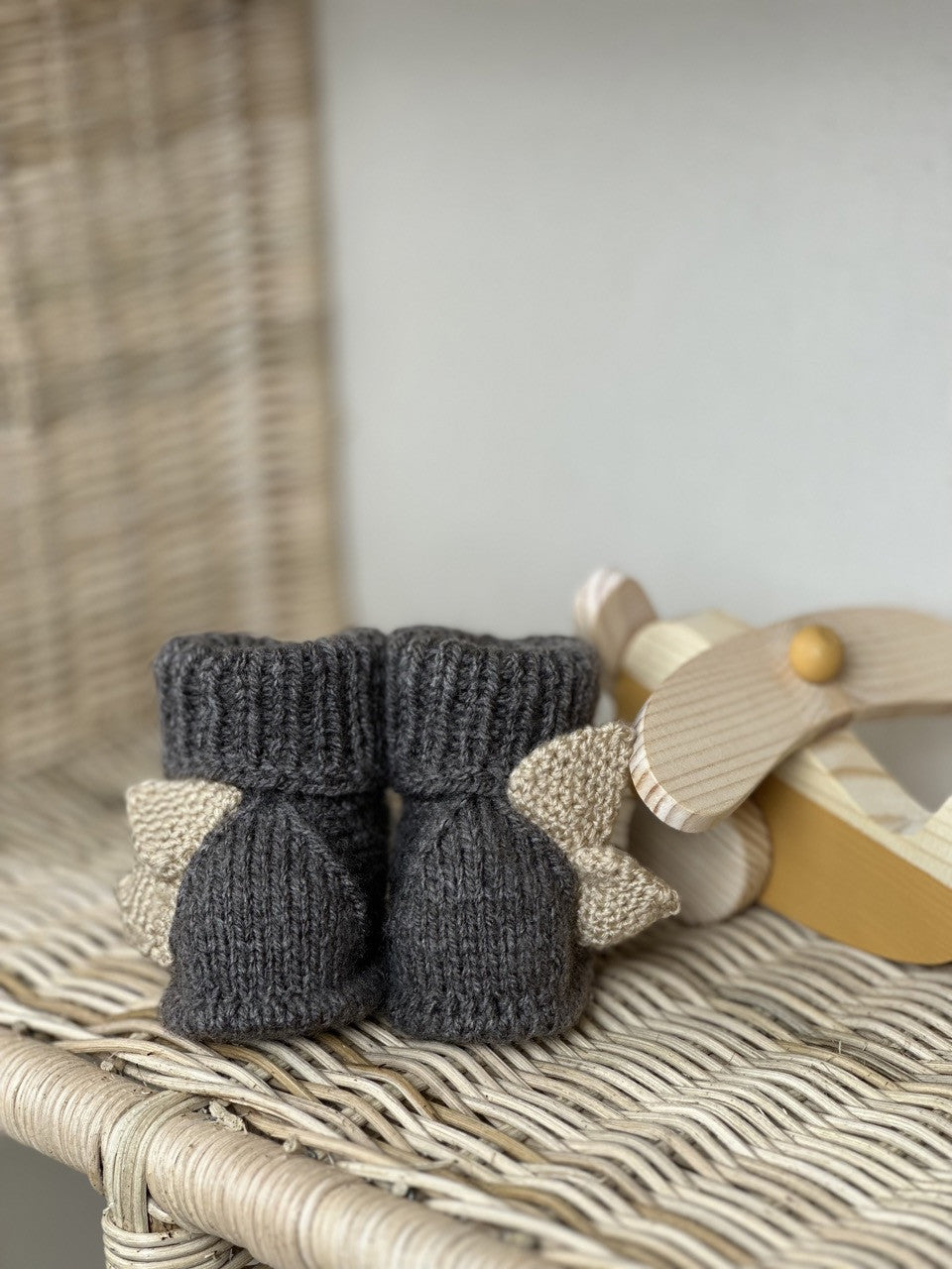 Antrasit Handmade Dinozor Figürlü Bebek Patik