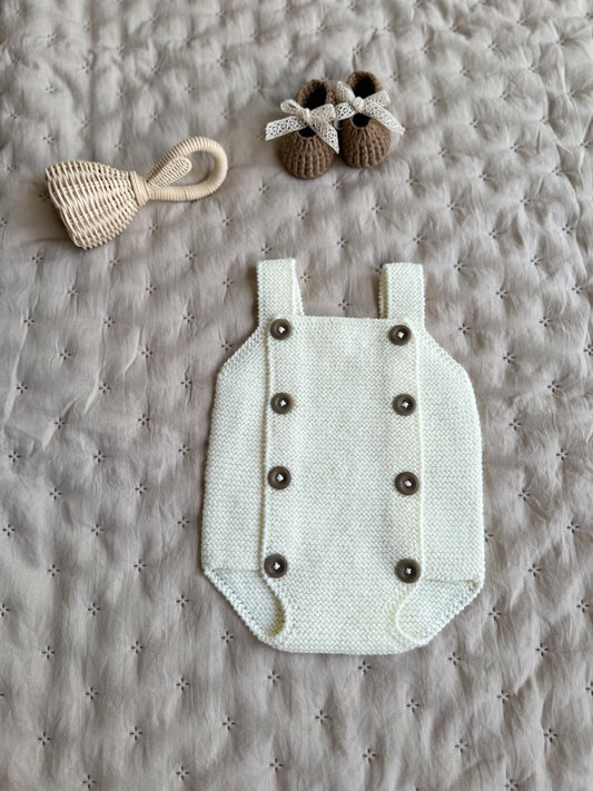 Krem Handmade Düğme Detaylı Yenidoğan Bebek Tulum