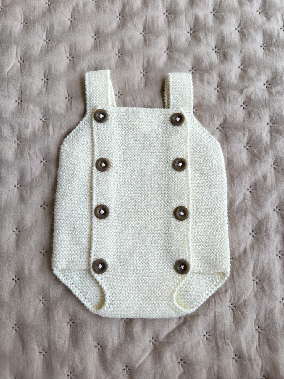 Krem Handmade Düğme Detaylı Yenidoğan Bebek Tulum
