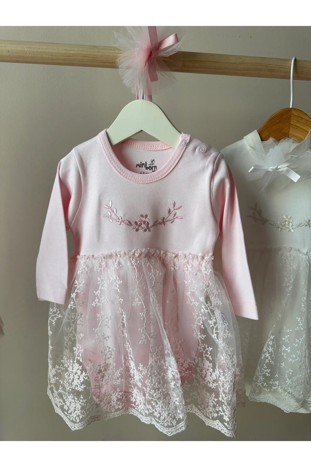 Pembe Dantel Etekli Saç Bantlı Kız Bebek Elbise Set
