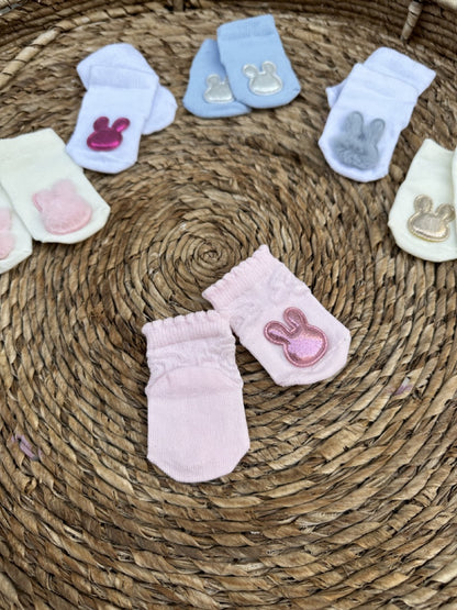 Krem Tüylü Tavşan Objeli Eğlenceli Bebek Çorabı