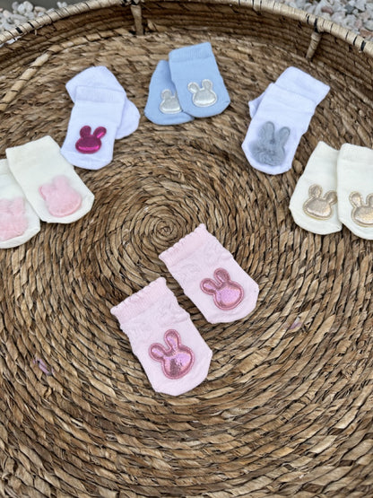 Krem Tüylü Tavşan Objeli Eğlenceli Bebek Çorabı