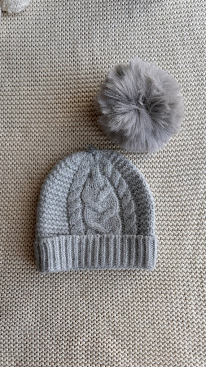 Ponponlu Saç Örgü Triko Bebek Beresi