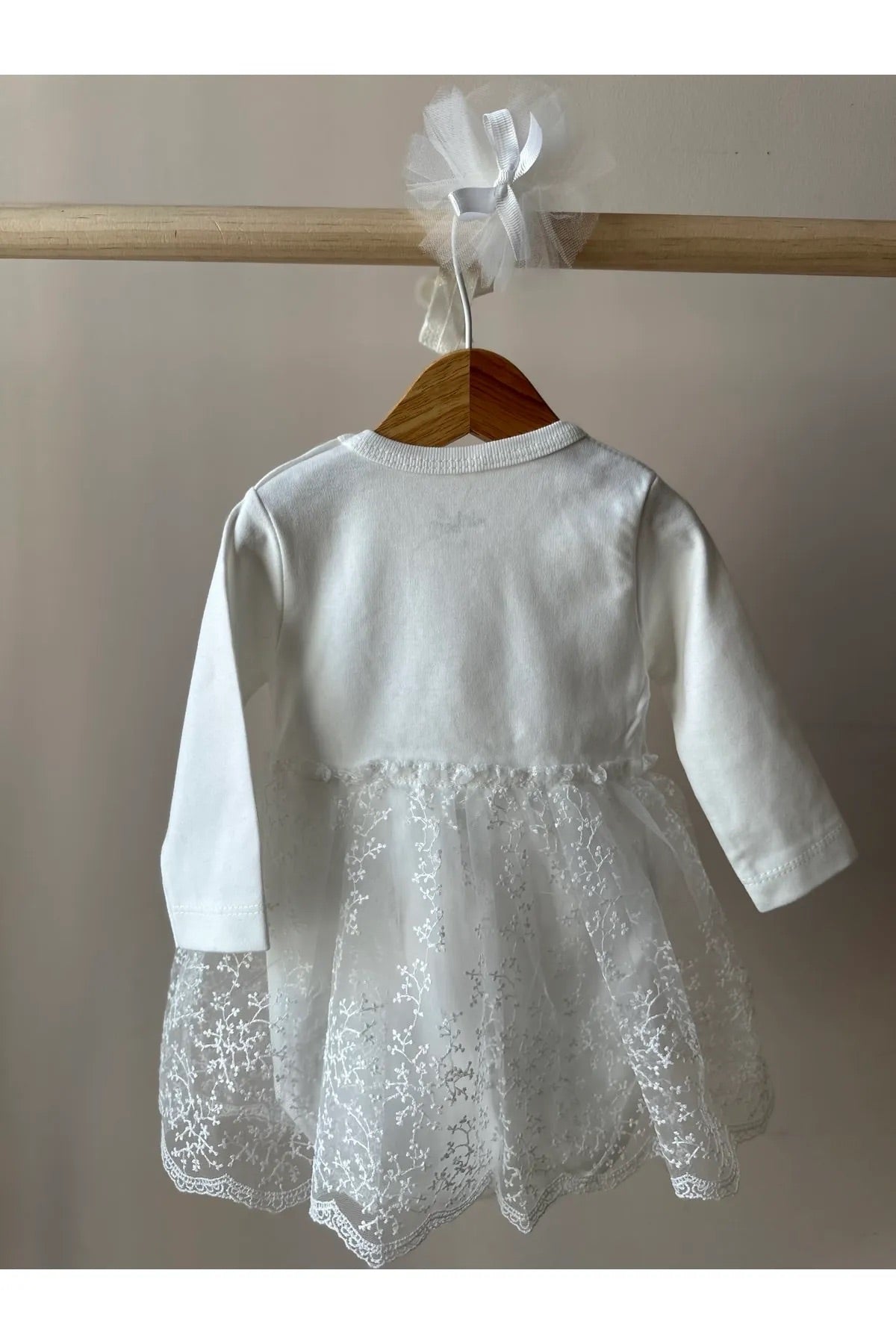 Beyaz Dantel Etekli Saç Bantlı Kız Bebek Elbise Set