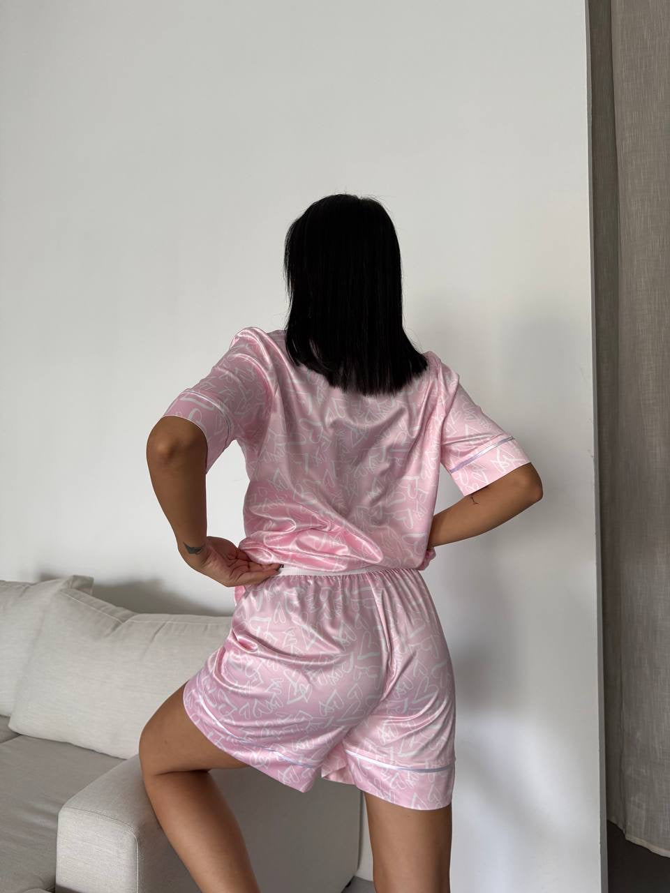 Toz Pembe Kalp Desen Saten Vs Kadın Pijama Takımı