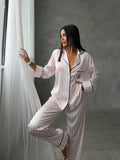 Kadın Pembe Çizgili Vs Saten Pijama Takımı