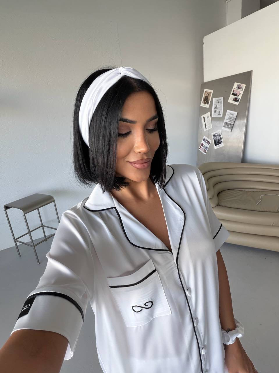 Beyaz Saten Nakışlı Kadın Pijama Takımı