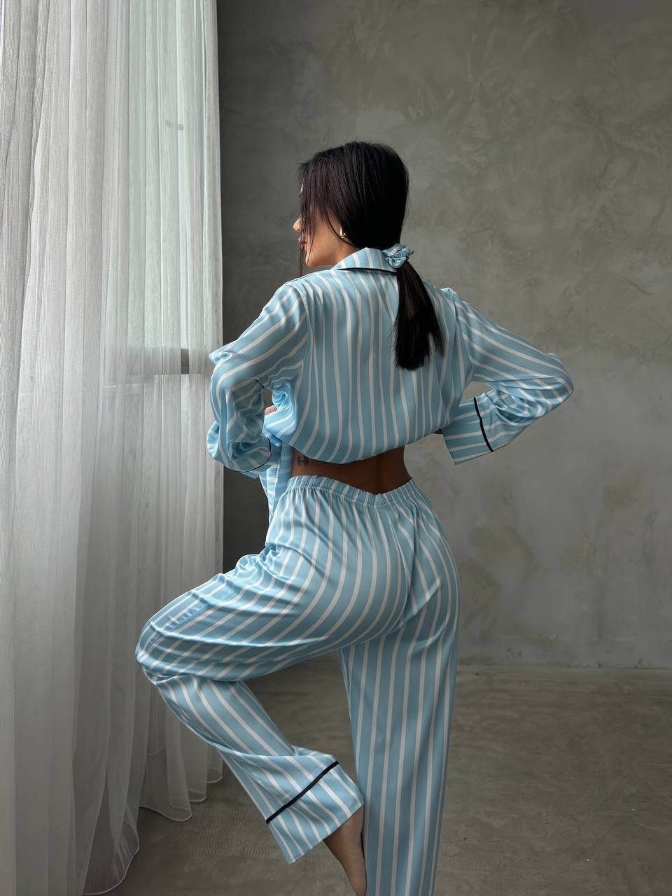 Kadın Mavi Çizgili Vs Saten Pijama Takımı