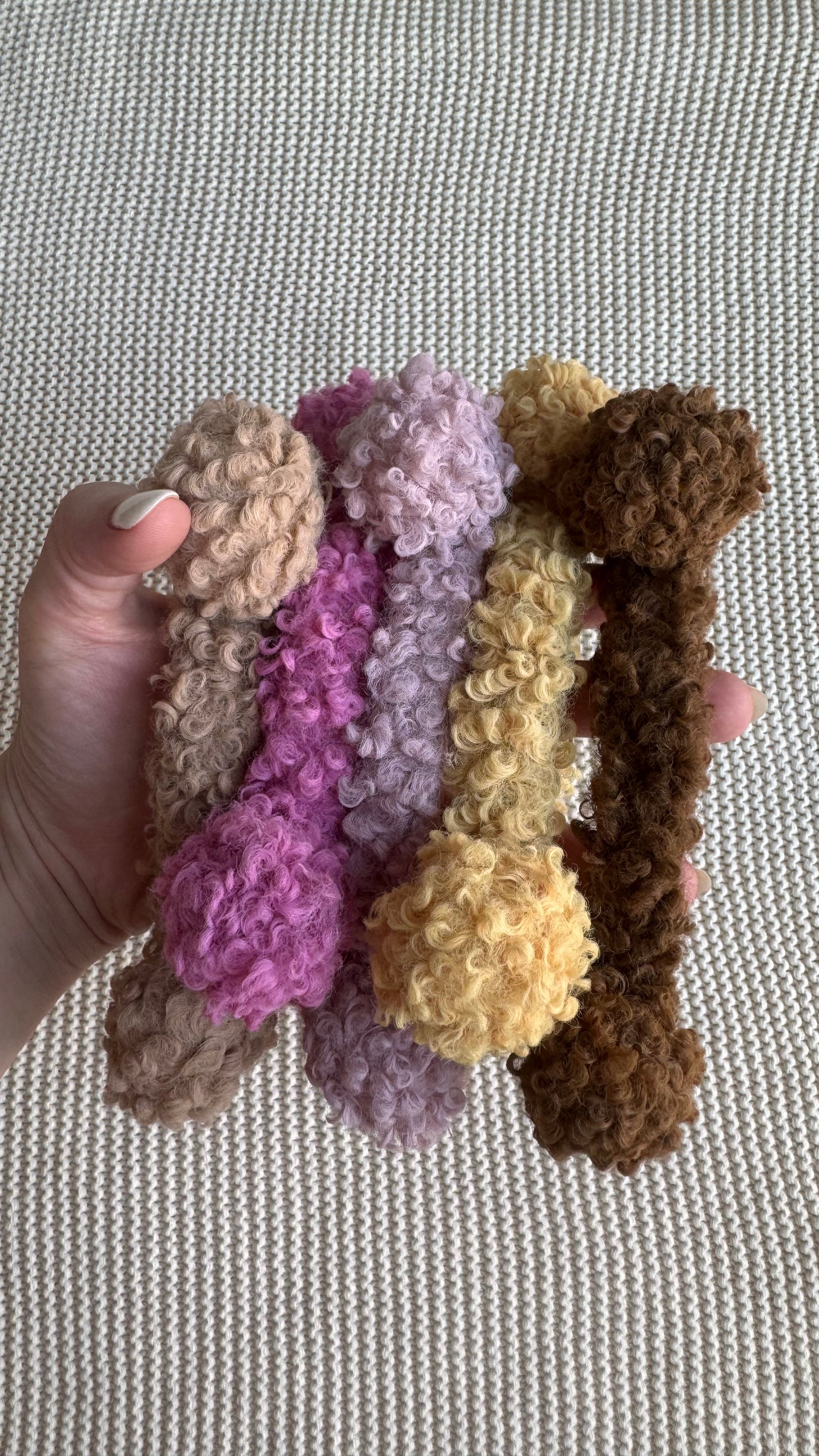 Pembe Kulaklı Peluş Kız Çocuk Taç