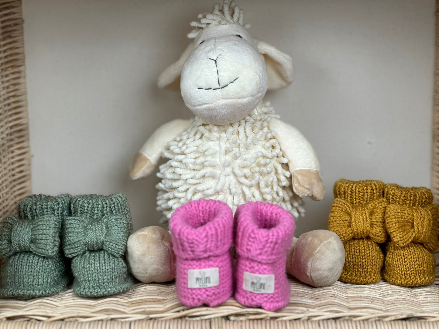 Yeşil Handmade Örgü Fiyonk Detaylı Kız Bebek Patik