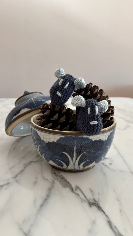 Lacivert Handmade Kulak Figürlü Bebek Patiği