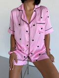 Pembe Kalp Desenli Saten Şortlu Kadın Pijama Takımı