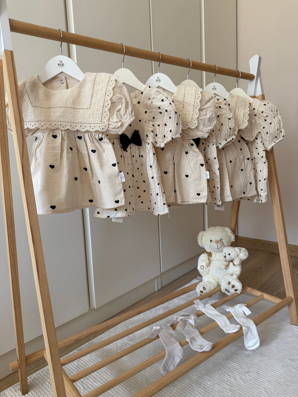 Rosalie Kalp Nakışlı Kız Bebek Elbise