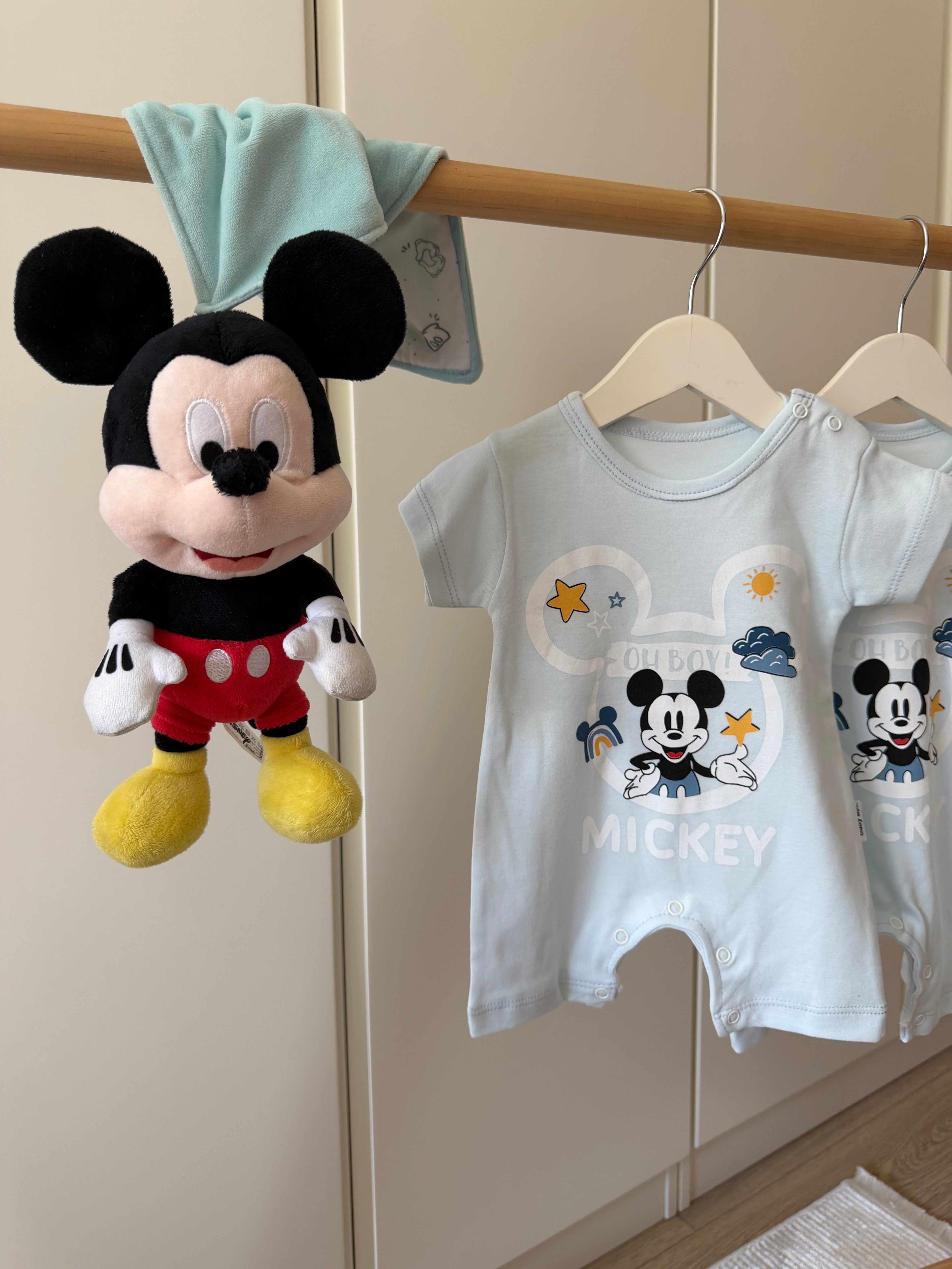 Mickey Mouse Baskılı Erkek Bebek Tulum
