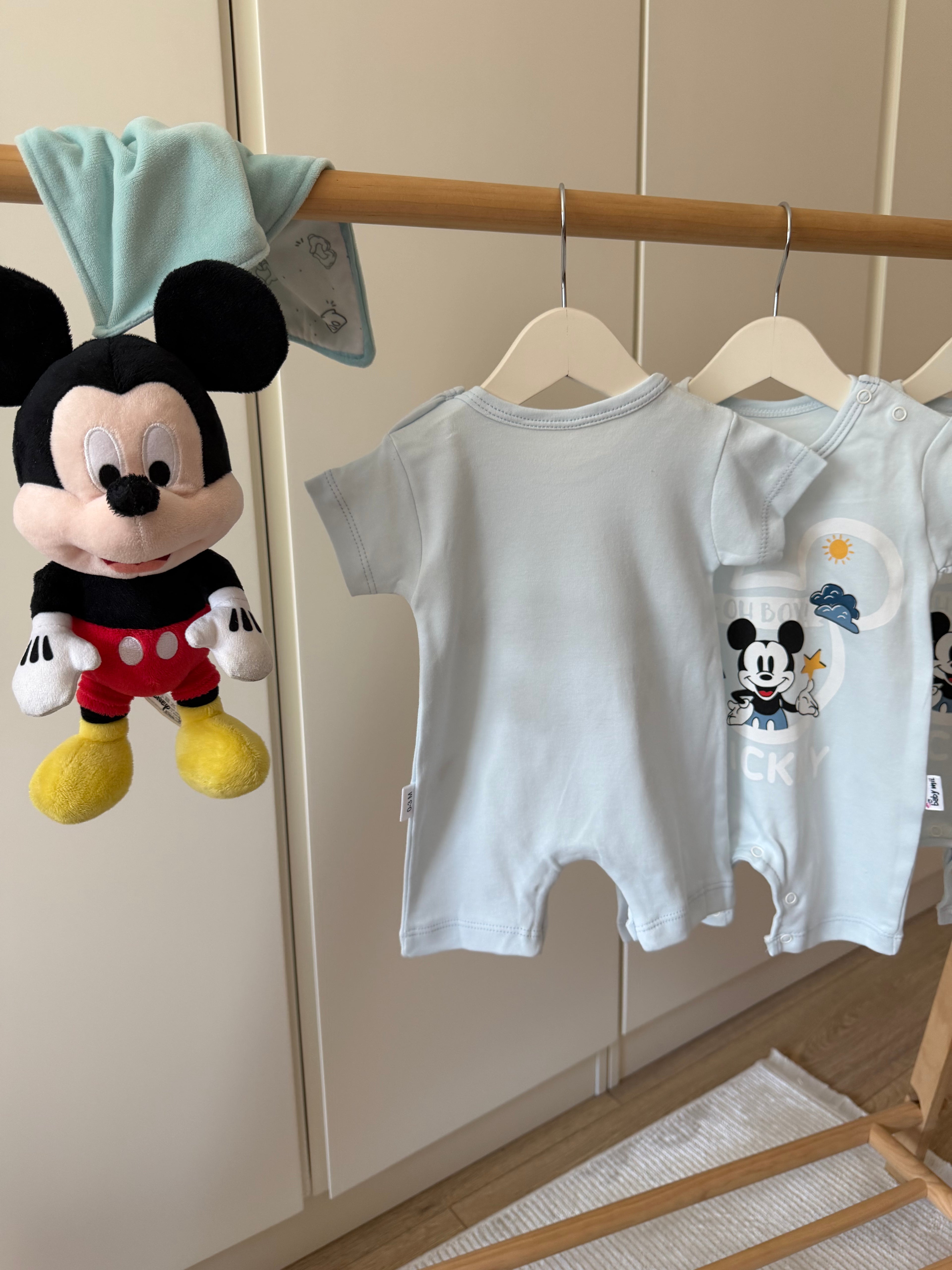 Mickey Mouse Baskılı Erkek Bebek Tulum