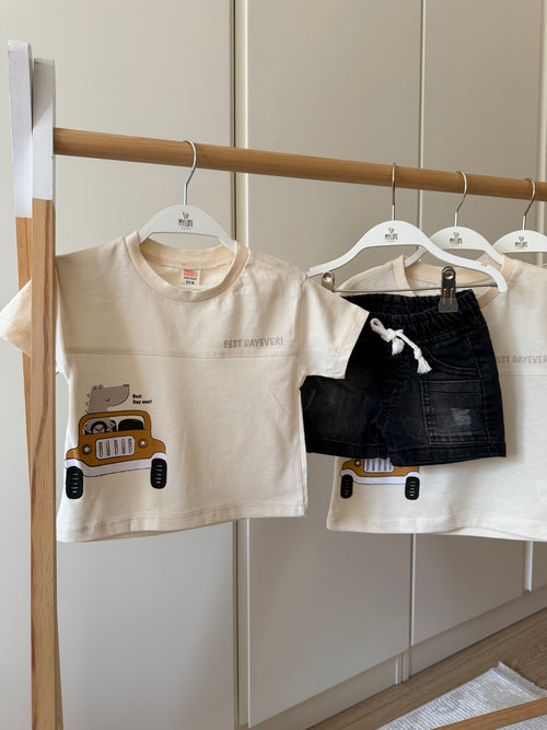 Araba Baskılı Denim Şortlu Erkek Bebek Takım