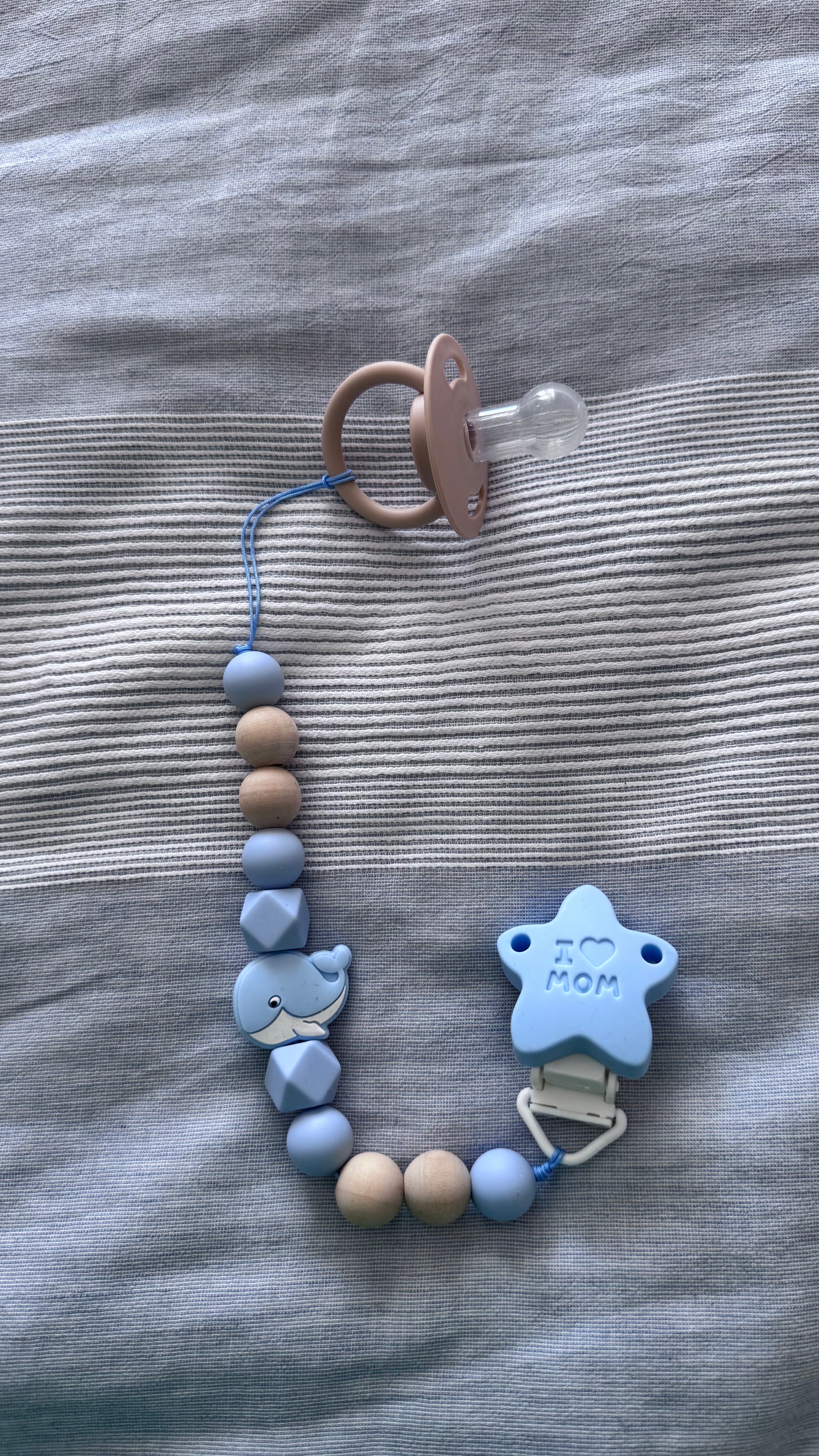 ''I Mum'' Figürlü Silikon Boncuklu Emzik Zinciri