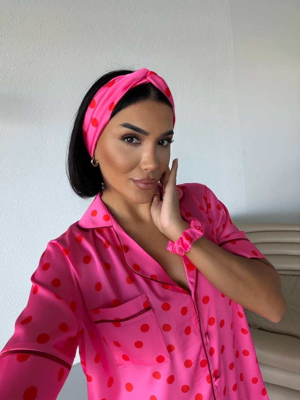 Pembe Puantiyeli Saten Kadın Pijama Takımı