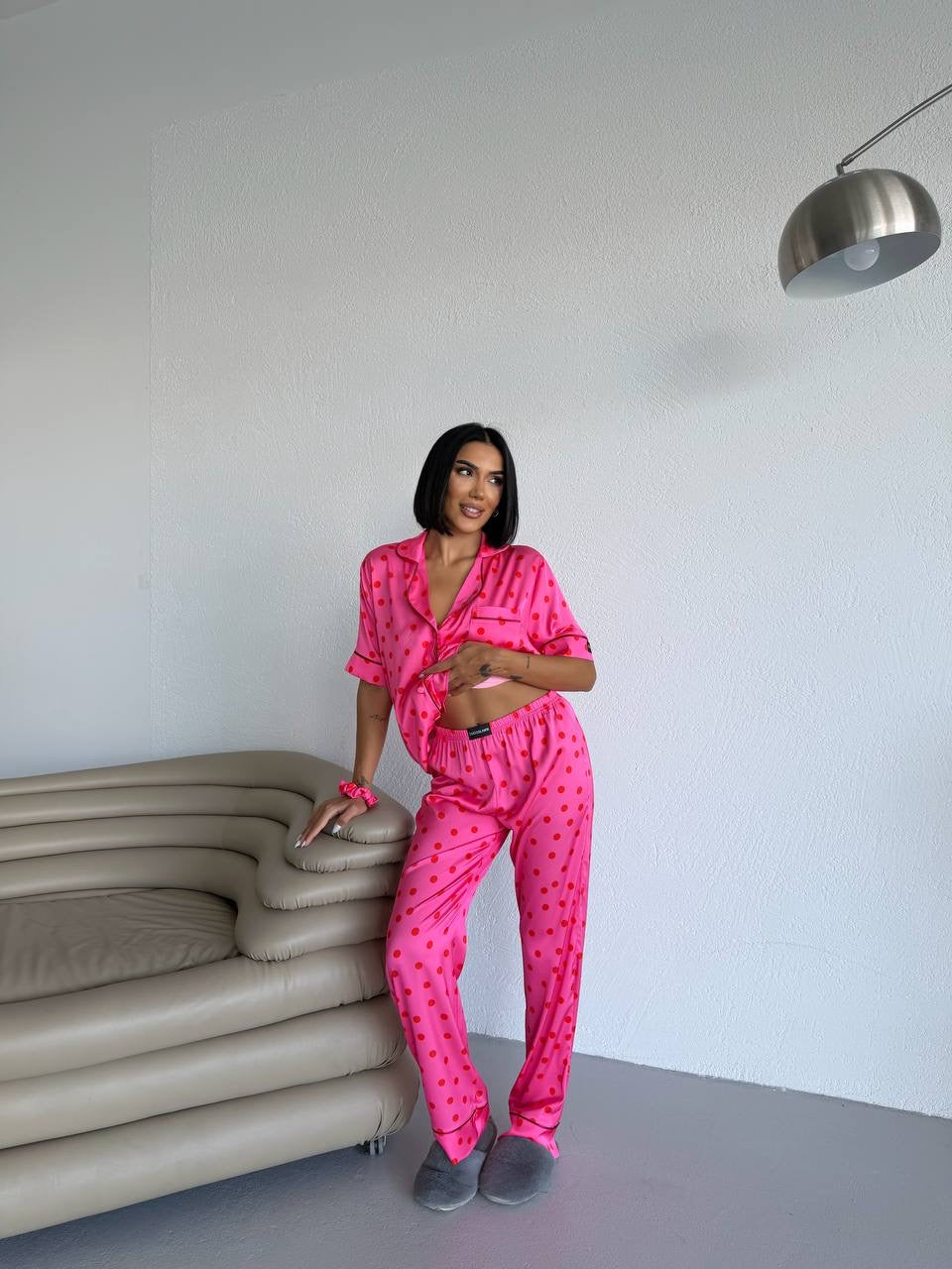 Pembe Puantiyeli Saten Kadın Pijama Takımı