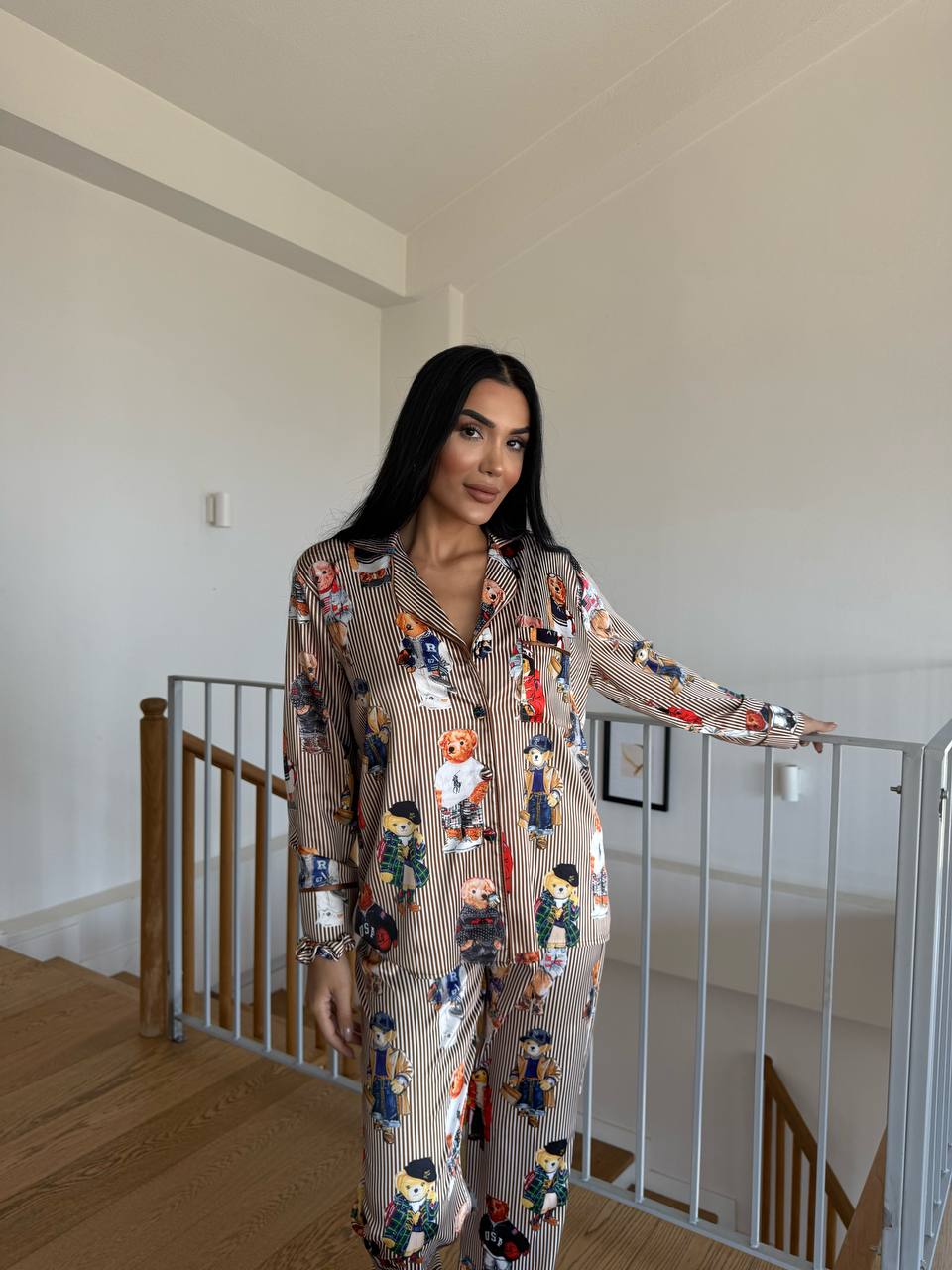 Kahverengi Çizgili Saten Ayıcık Desenli Polo RL Kadın Pijama Takımı