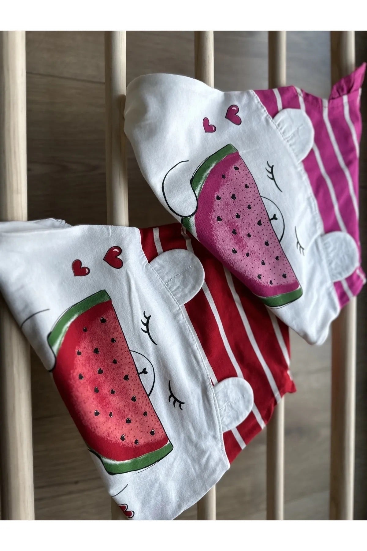 Kırmızı Karpuz Baskılı Kız Bebek Çıtçıtlı Body